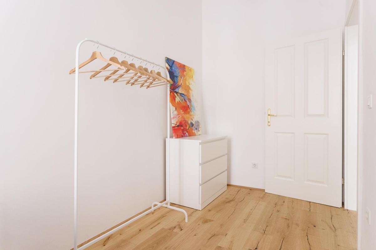 4ty3 - Rochus Market City Is Calling Appartamento Vienna